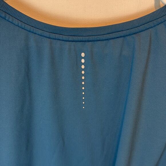 Odlo Tee Shirt - Women's XL - Picture 6 of 7